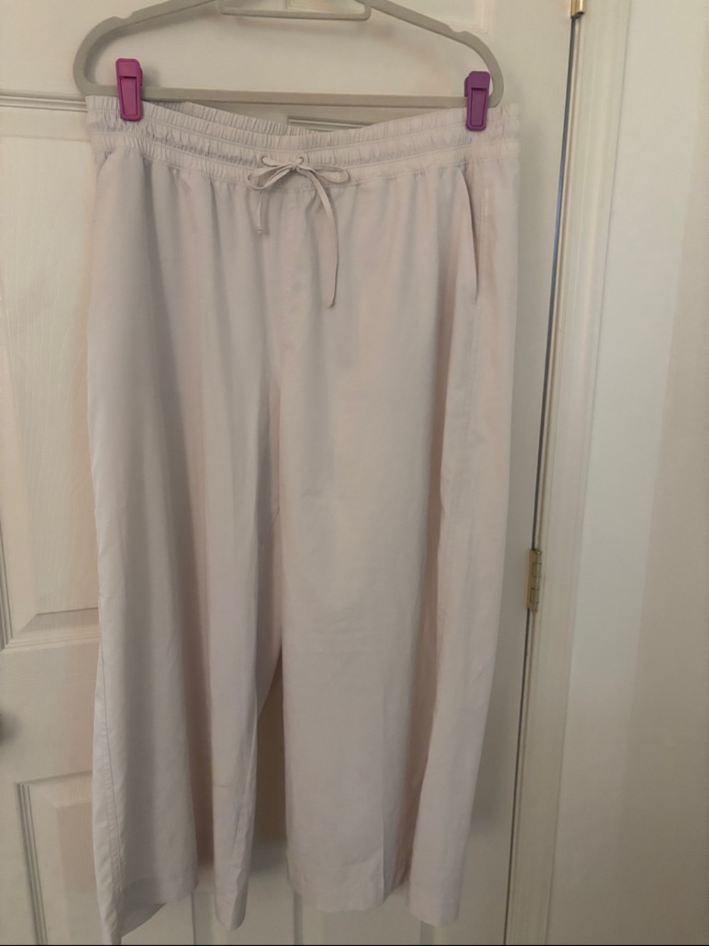Women's Old Navy Stetchtech Cropped Wide-Leg Pants - Cream XL